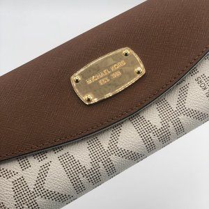 Michael Kors Monogram Snap Wallet